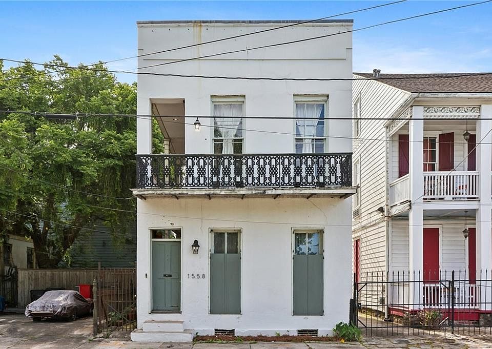 1st image of 1558 Annunciation St