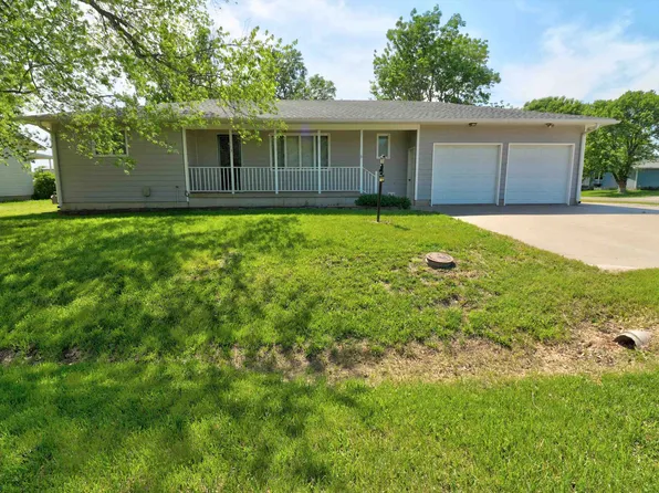 113 Wheat St, Goessel, KS 67053