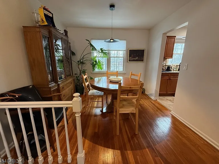 2 Wedgewood Dr — Photo 2