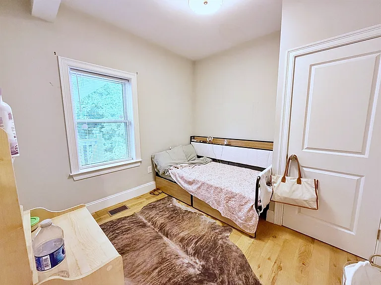 220 Bremen St #1 — Photo 9