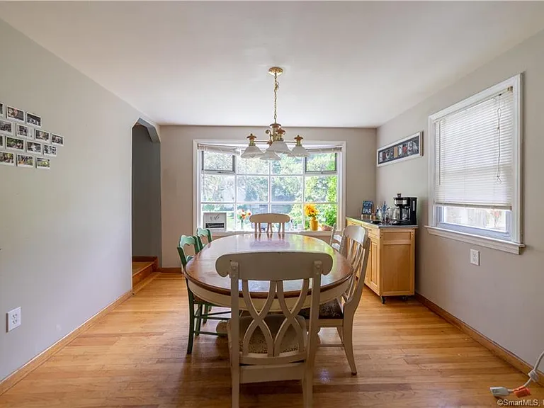 7 Anns Farm Rd — Photo 8