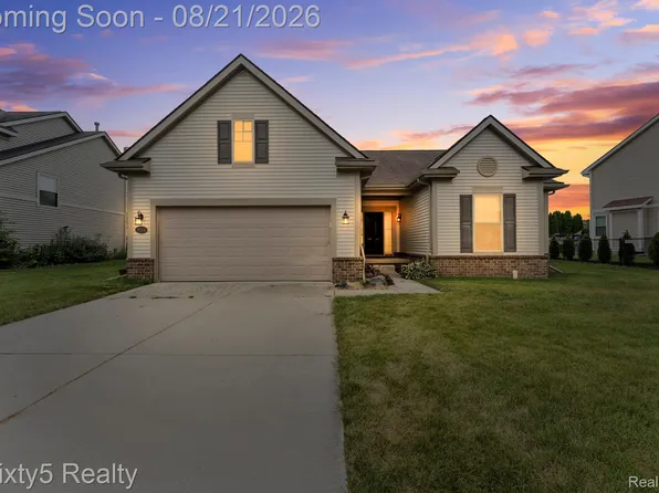 9224 Apple Cider Ln, Newport, MI 48166