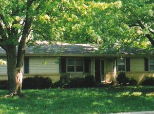 1145 W Morningside St, Springfield, MO 65807