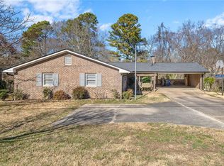 344 Holly Dr, Gainesville, GA 30501