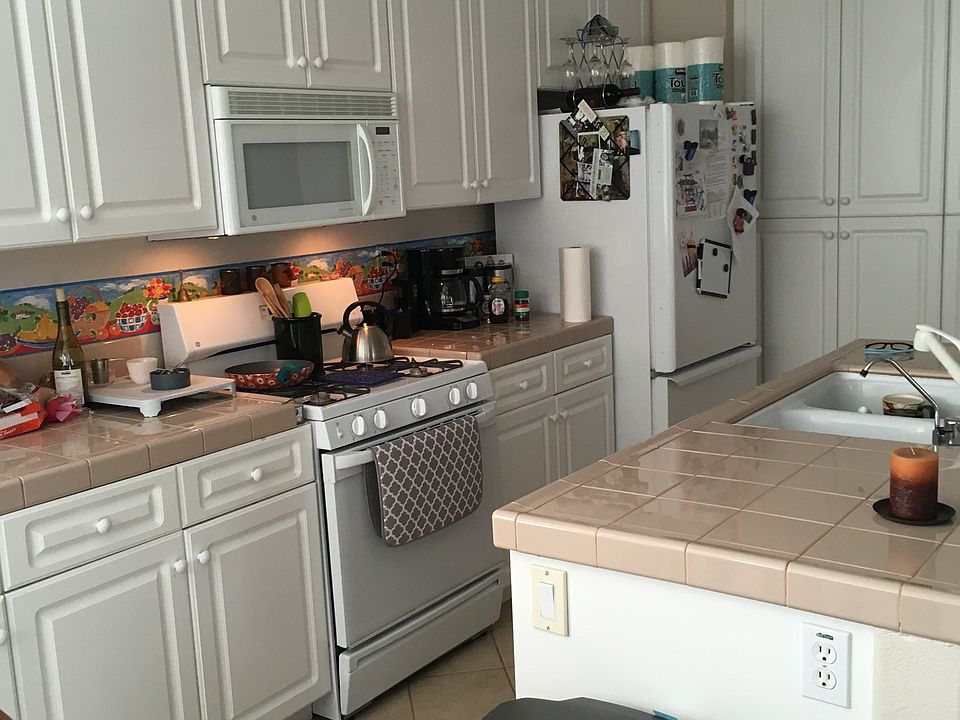 1st image of 26224 Avenida Hortensia