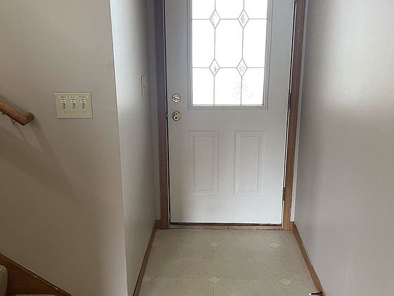 2nd image of 3350 Edison Dr