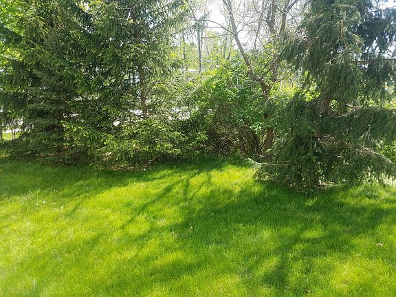 3rd image of 1029 Chapelhill Dr