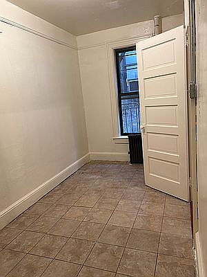 2nd image of 26 Pell St APT 19