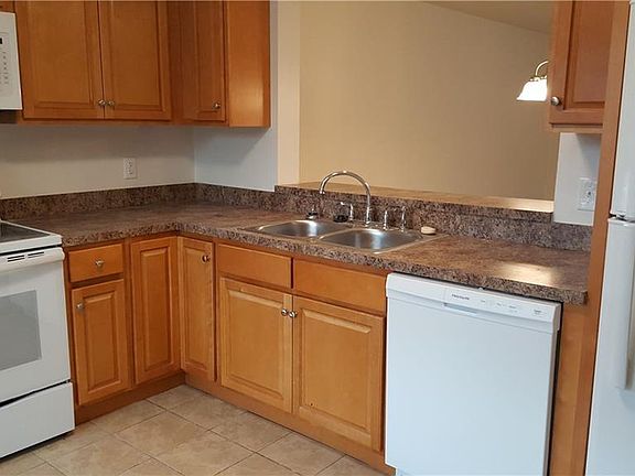 4th image of 1559 Jameson Dr