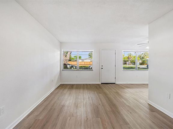 4th image of 8101 11TH STREET N #125
