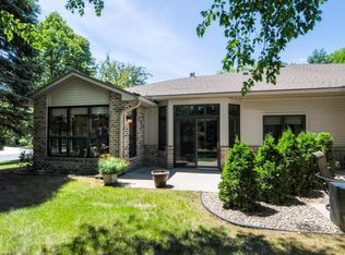 4163 Arbor Ln, Eagan, MN 55122