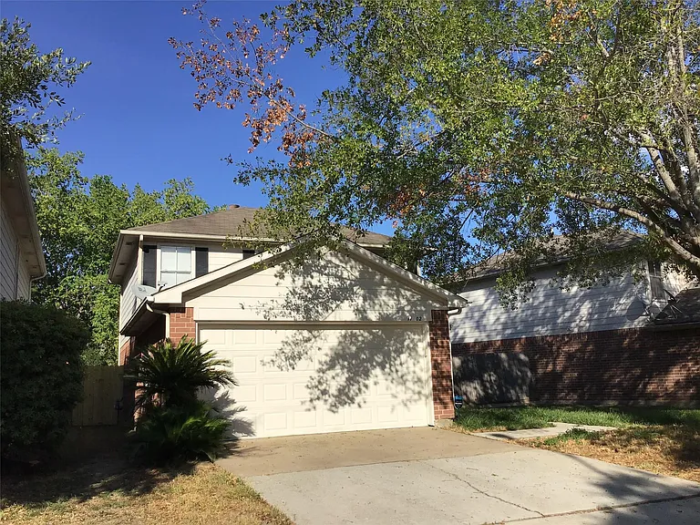 11802 Sunny Stream Dr — Photo 3