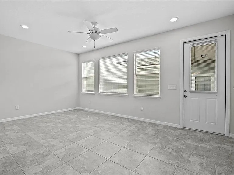 8061 Glenlloyd Ave — Photo 14
