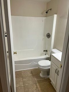 2nd image of 645 W Lowell Ave Unit 2
