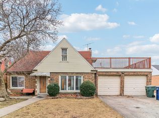 9226 S Harding Ave, Evergreen Park, IL