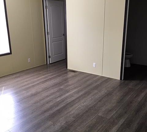 5th image of 343 Cambridge Dr