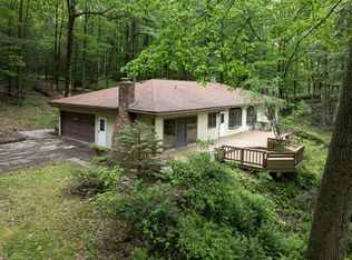 75 Noyes Rd, Vestal, NY 13850