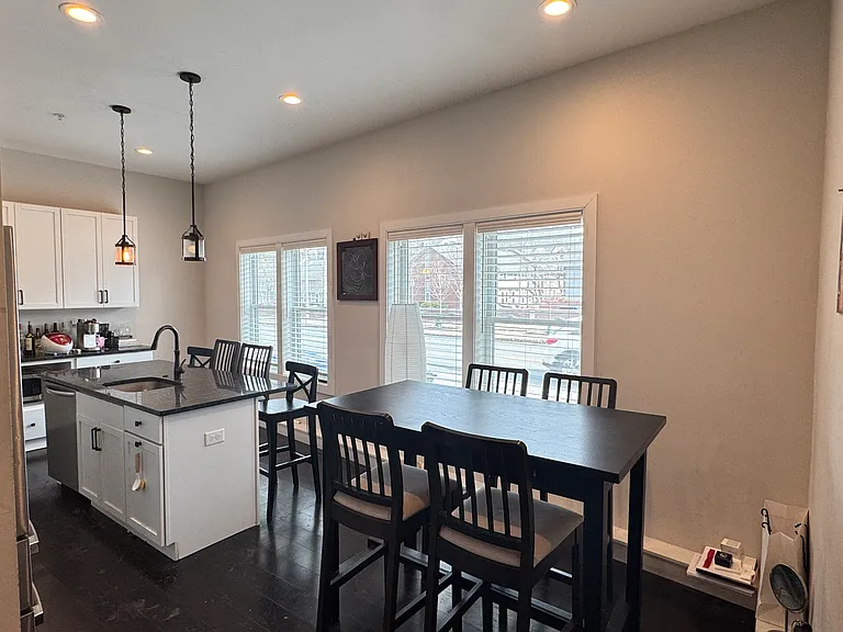 1 Cedar St #1 — Photo 9