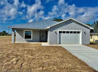 13 N Rosewood Ave, Avon Park, FL 33825