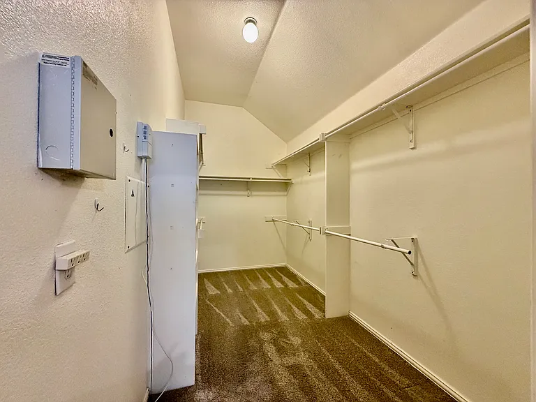 1632 Castle Pines Dr — Photo 18