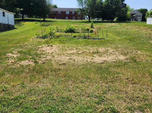 W Marshall Ave, Elkton, VA 22827