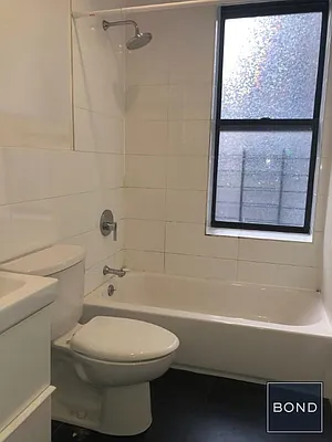 Rented by Bond New York | media 3