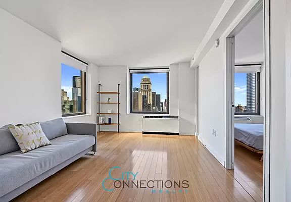 5th image of 100 W 39th St #38EE