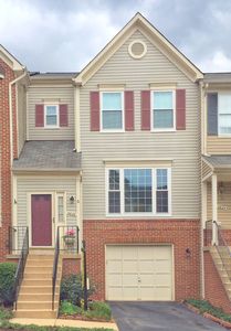 5626 Glenwood Mews Dr, Alexandria, VA, 22315