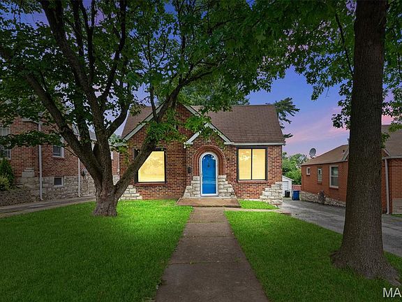 2nd image of 541 Kingston Dr