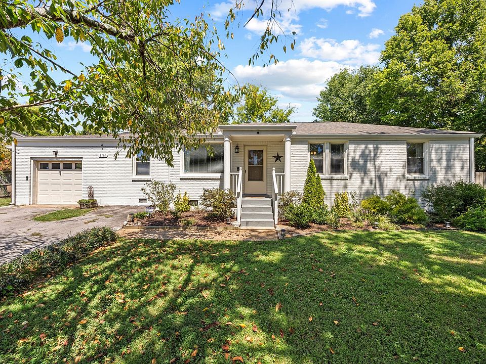 1st image of 3118 Lake Park Dr