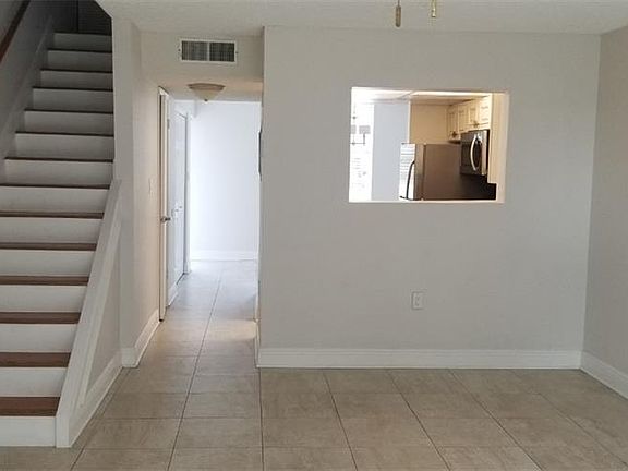 4th image of 107 Caldwell Dr APT 289