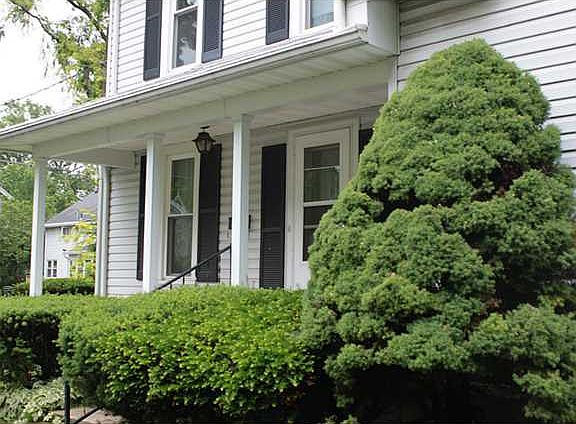 2nd image of 544 Wallace Ave