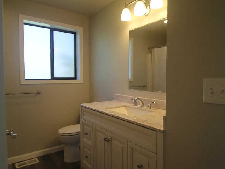 120 Pioneer Dr — Photo 10