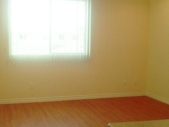 2nd image of 7901 Ventura Canyon Ave Unit 103