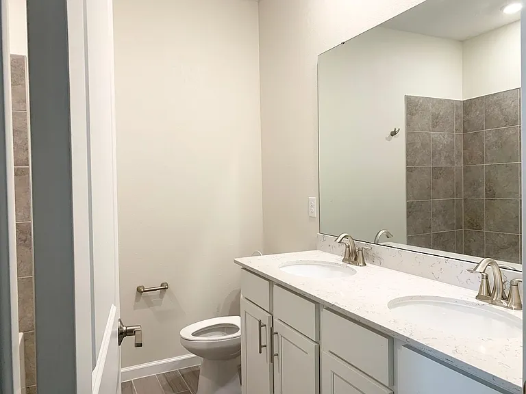 9963 Red Eagle Dr — Photo 16
