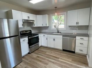 790 Locust St, Redding, CA 96001