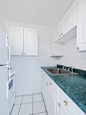 Rented by Ivey North LLC | media 10