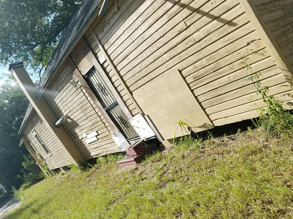 2nd image of 1565 Louisiana St