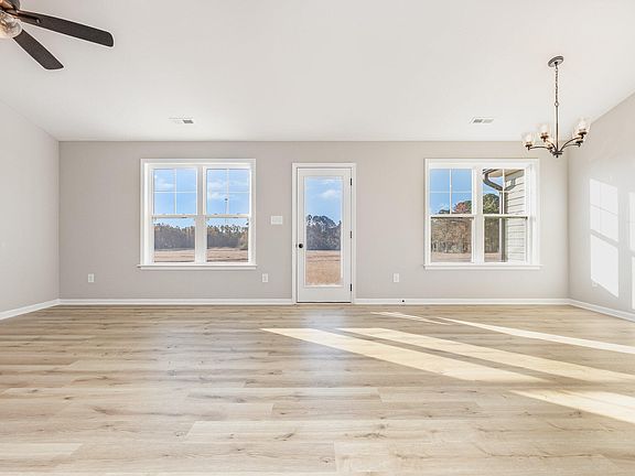 5th image of 185 N Movado Trl
