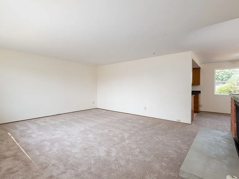 17656 SE 267th Pl — Photo 6