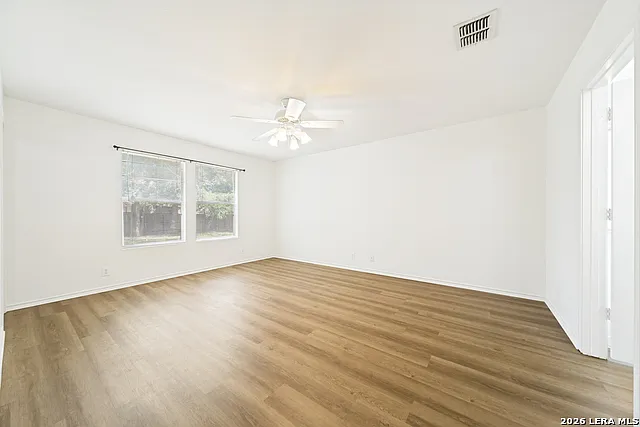 233 Sophia Cir — Photo 9