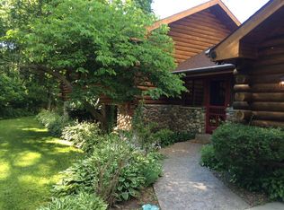 N28W29868 Oakwood Grove Rd, Pewaukee, WI 53072