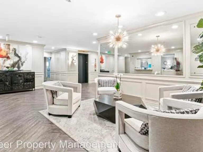 130 N Pearl St #703 — Photo 34