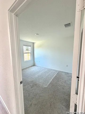 1019 Snedeker Dr — Photo 5