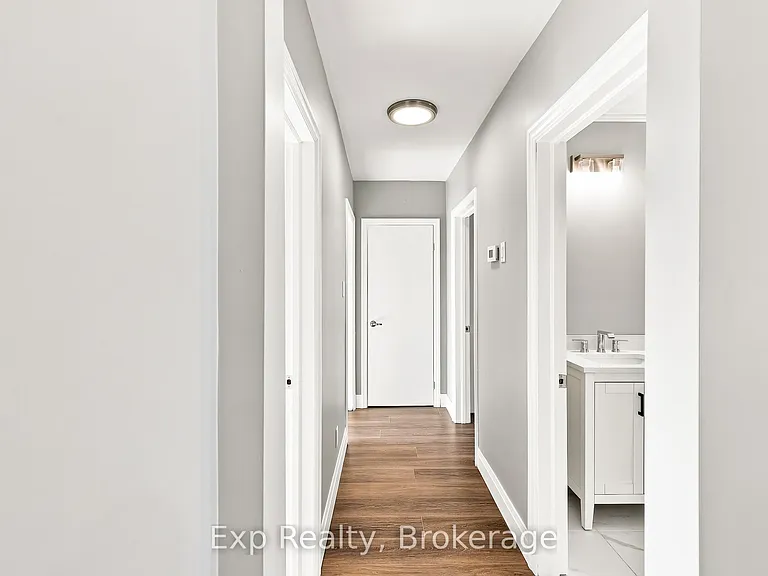 372 Major St #A — Photo 19