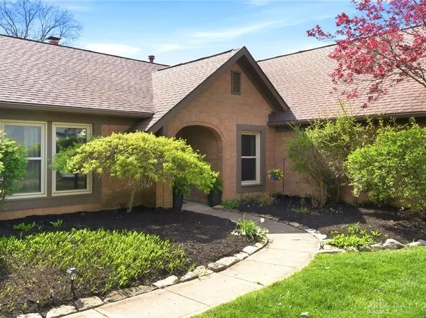 3955 Maple Grove Ln, Dayton, OH 45440