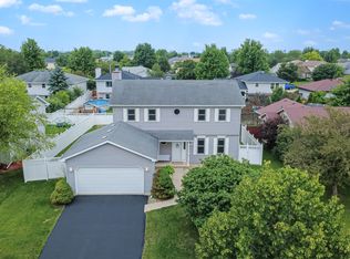 7002 Monmouth Dr, Joliet, IL 60431