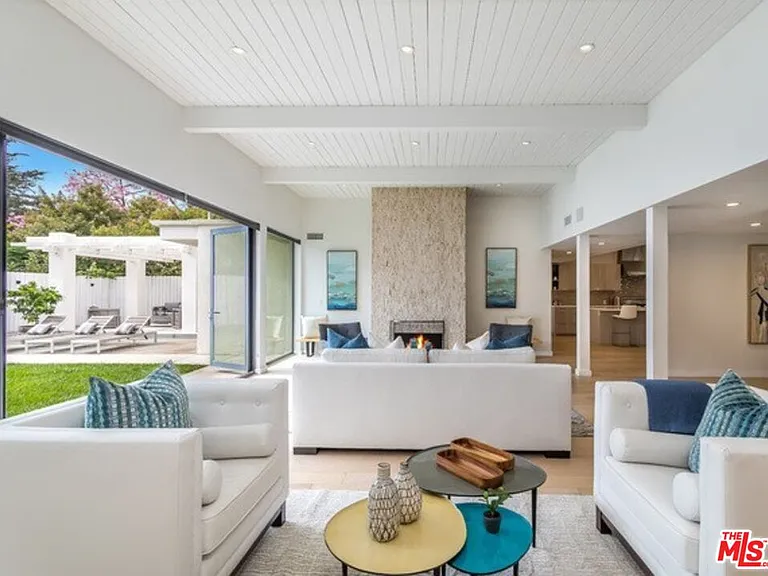 5216 Los Adornos Way — Photo 7