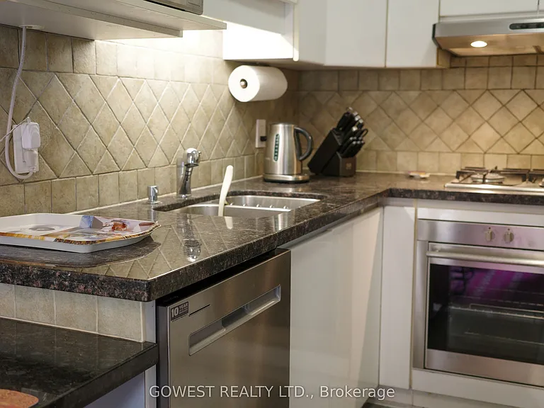 20 Glen Gordon Rd #4 — Photo 7