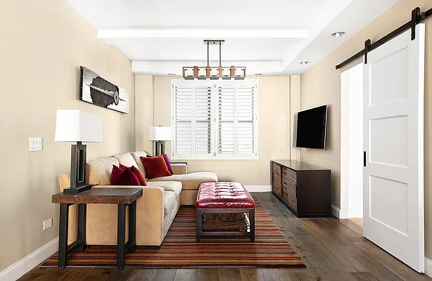 Sold by Compass | media 3